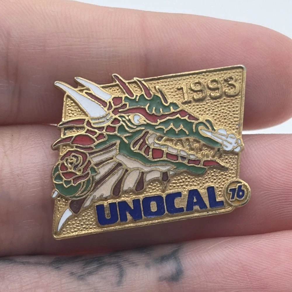 1993 Tournament Of Roses Unocal Dragon Lapel Hat Pin